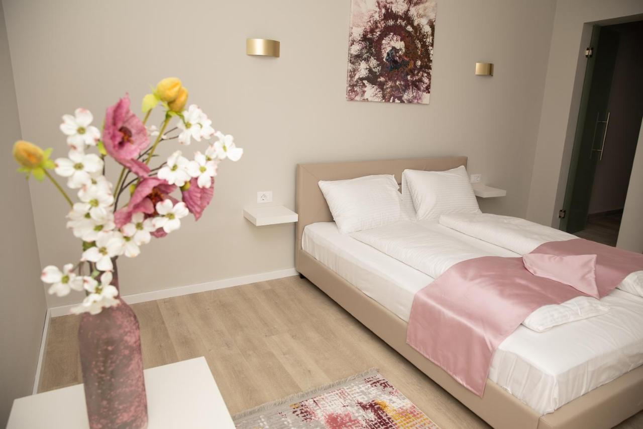 Casa Anabeca Lejlighedshotel Băile Felix Eksteriør billede